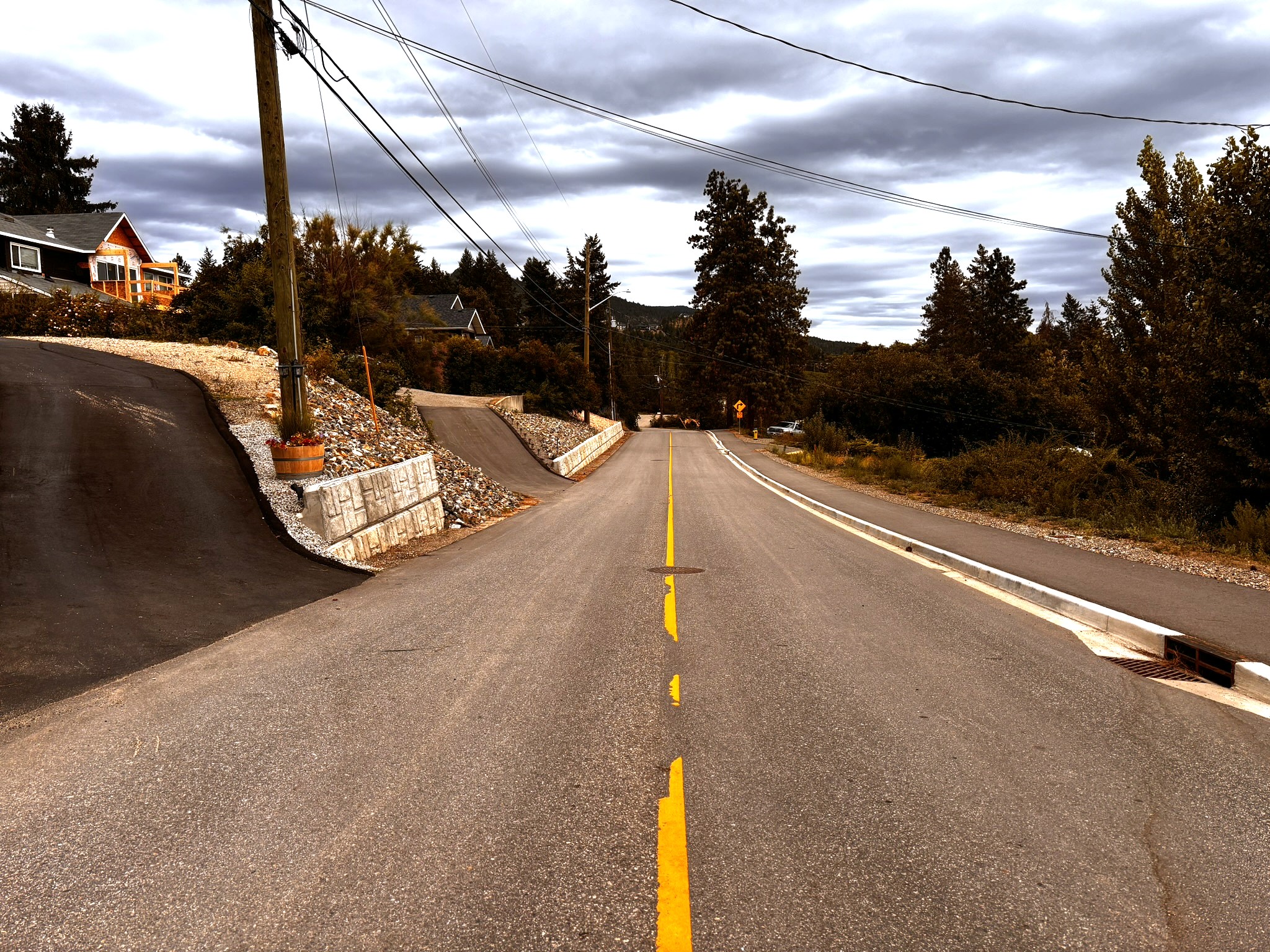 Pretty Road Split Pretty Road Improvements - Carver Construction Ltd.
